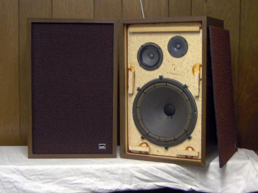 Vintage store sylvania speakers